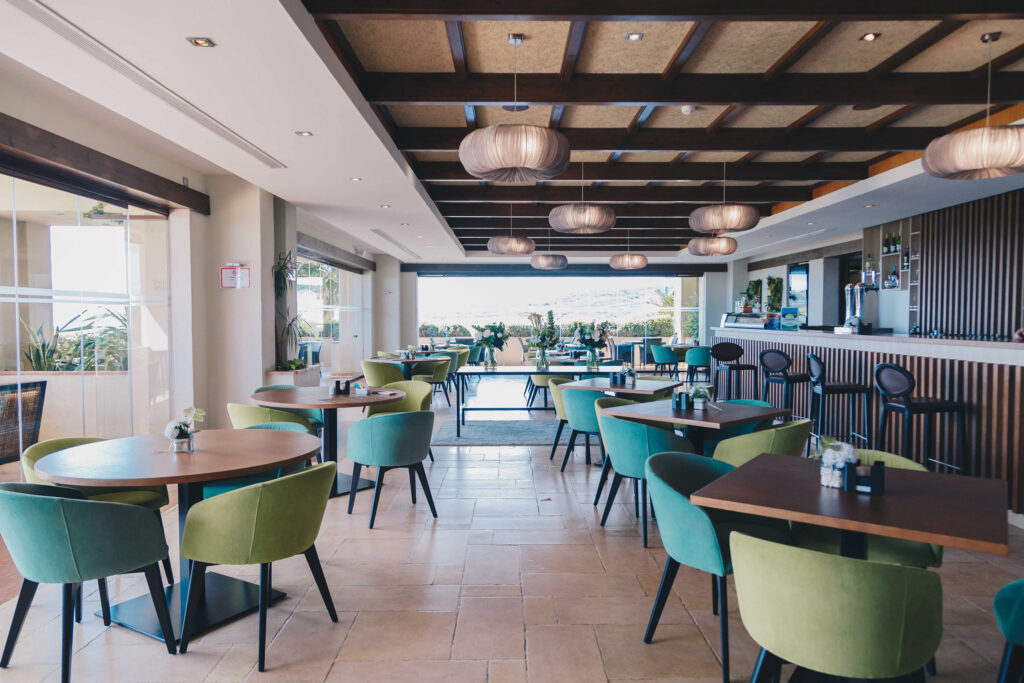 Schellhammer Businesss School Accommodation at ONA Valle Romano in Estepona Restaurant